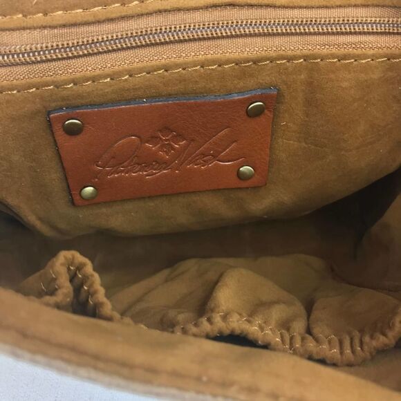 Patricia Nash Harlow Flap Crossbody NWT - Picture 7 of 8